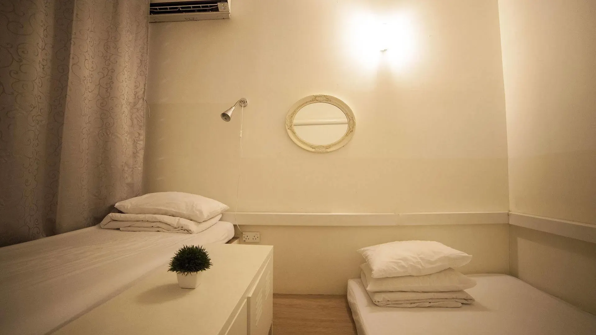 Blanc Inn Сингапур Хостел